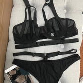 Conjunto de lencería de encaje con bandas